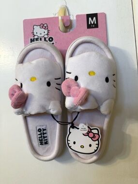 Hello Kitty White Plush Slide Slippers Size 7/8